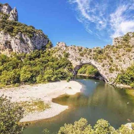 Appartement Neuf Avec Spa Saint-Martin-dʼArdèche Bagian luar foto