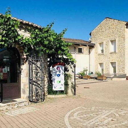Appartement Neuf Avec Spa Saint-Martin-dʼArdèche Bagian luar foto